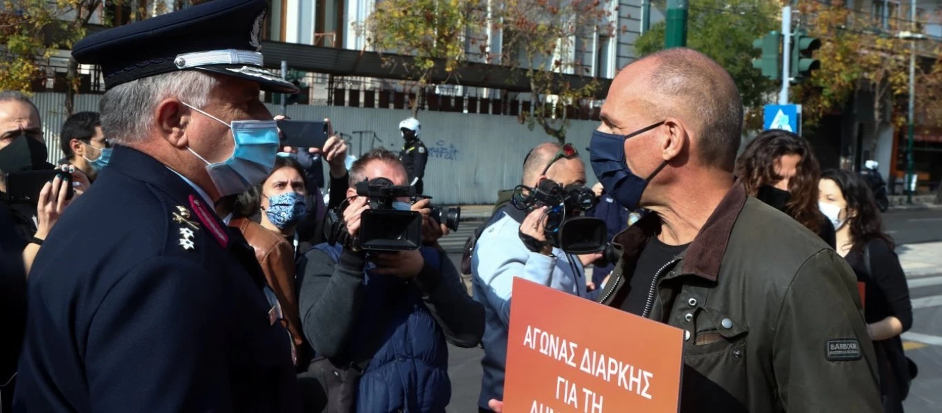 Γ.Βαρουφάκης: «Θέλουμε νέο συνδικαλιστικό κίνημα»